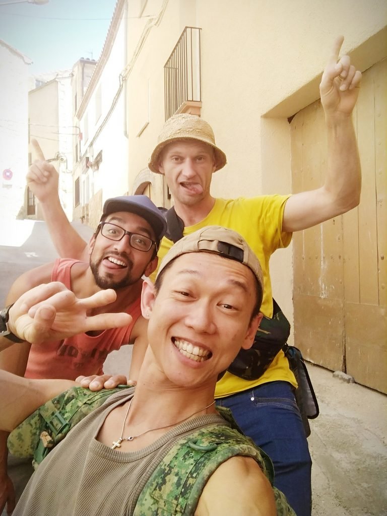 wefie with climbers rock climbing rodellar spain